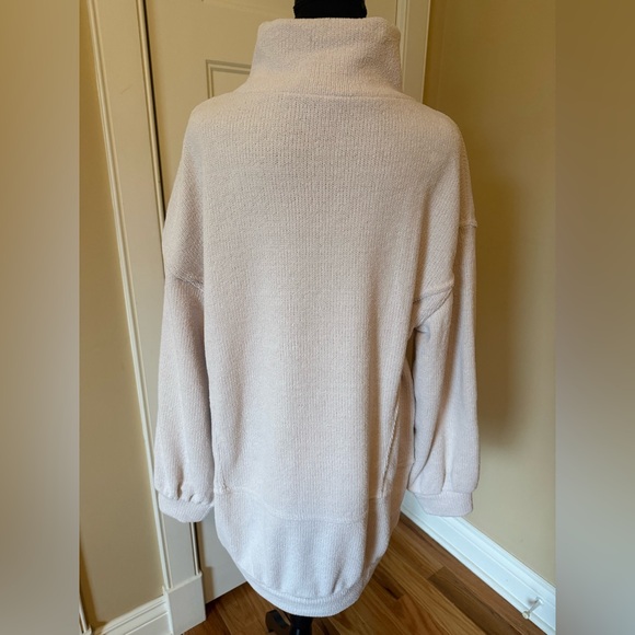 Free People Beach Slouchy Mock Neck Cozy Oversized Tunic Ivory Women’s Size M - Picture 3 of 12